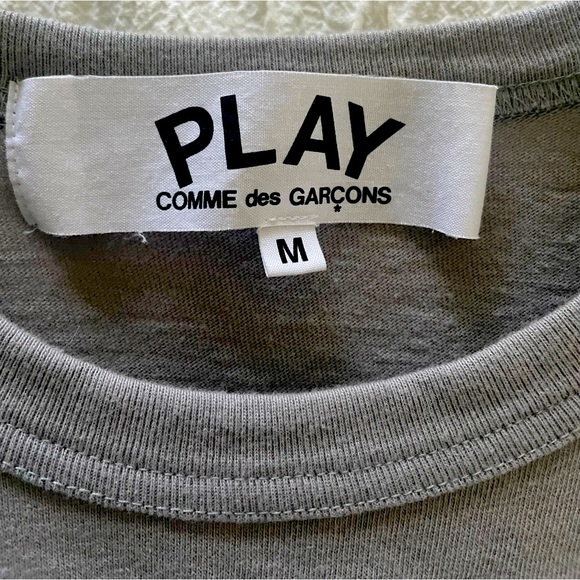 CDG COMME DES GARÇON PLAY T-Shirt - Picture 2 of 2